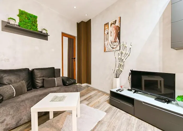 Velar 1Bdr Apartment